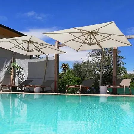 Peler Bed & Breakfast 4*