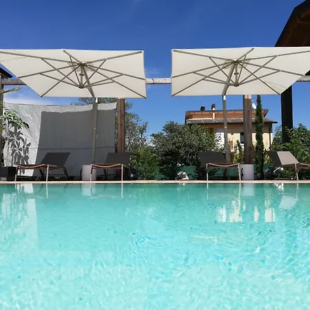 Peler Bed & Breakfast 4*