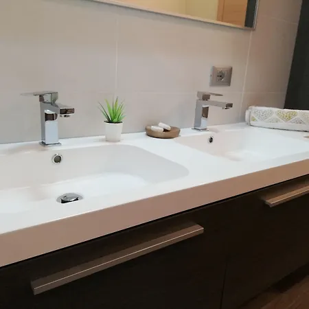 Peler Bed & Breakfast