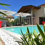 Peler Bed & Breakfast