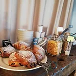 Bed & Breakfast Peler 4*