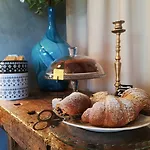 Bed & Breakfast Peler 4*
