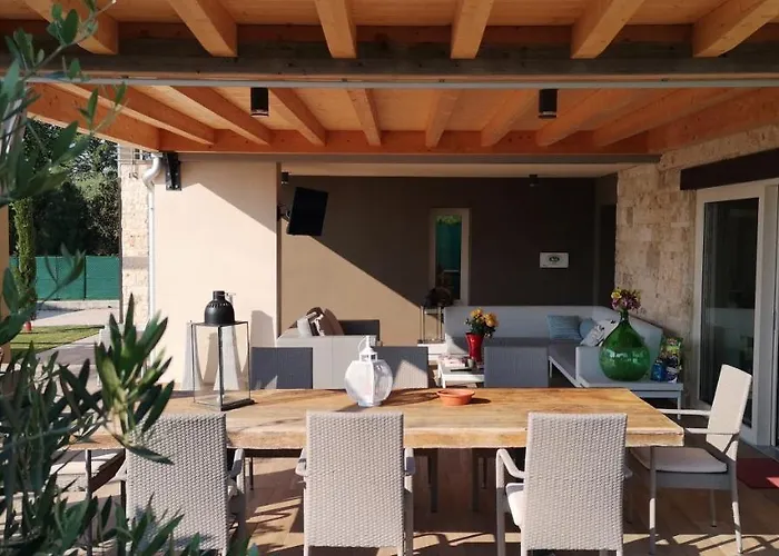 Bed and breakfast Peler 4*